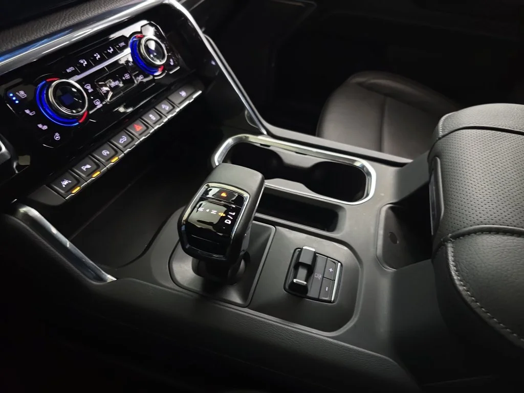 Used 2024 Black GMC Denali image 27