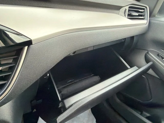 Used 2020 White Ford SE image 22