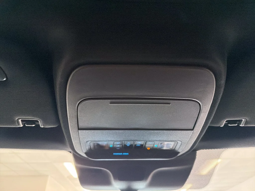 New 2027 Star White Metallic Tri-Coat Ford MAX King Ranch® image 19