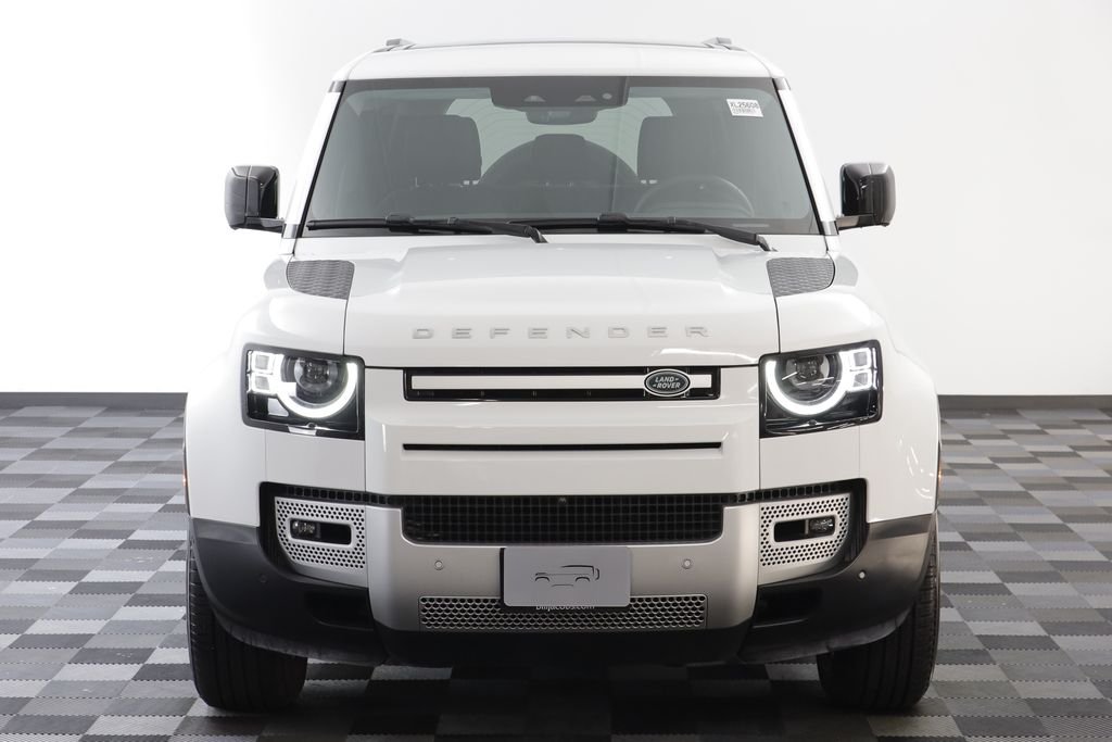 Used 2025 White Land Rover S image 22