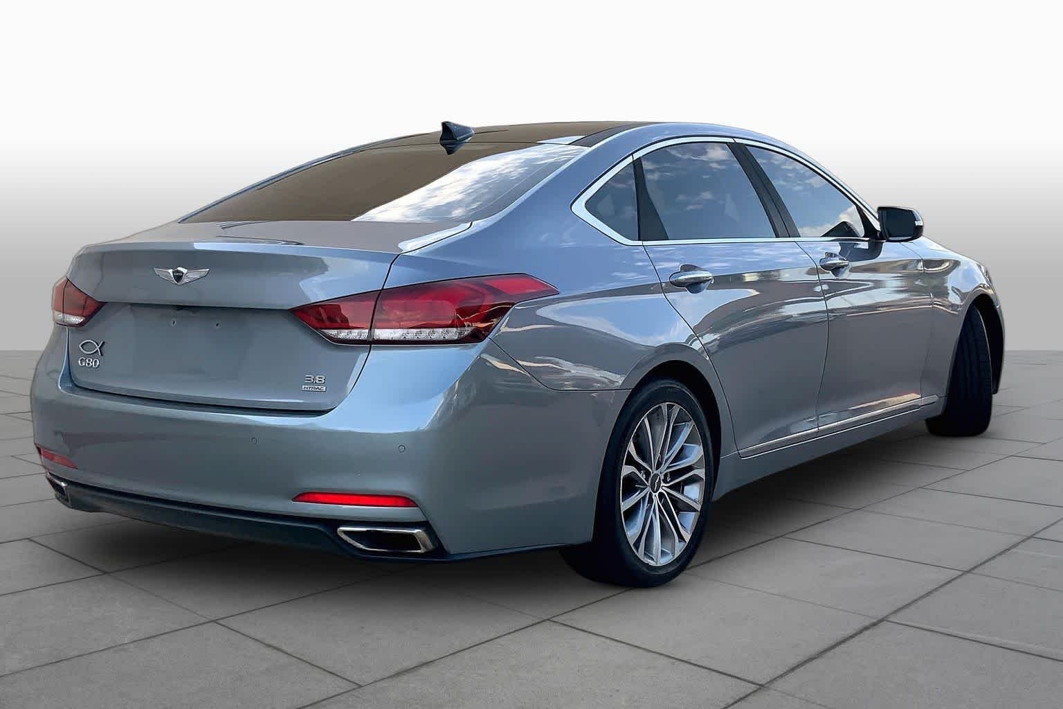 Used 2017 Parisian Gray Metallic Genesis 3.8L image 13