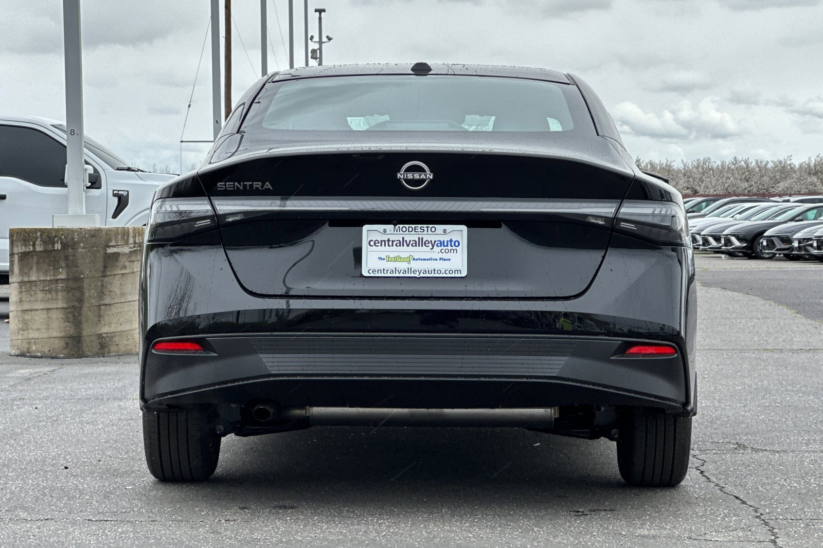 New 2026 Super Black Nissan SV image 5