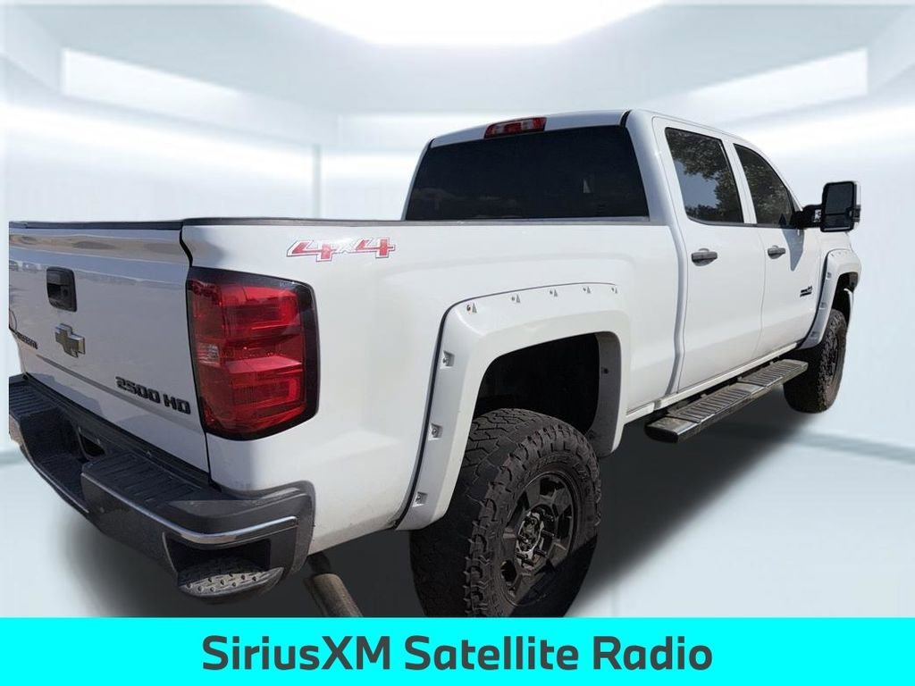 Used 2015 SUMMIT WHITE Chevrolet LT image 11