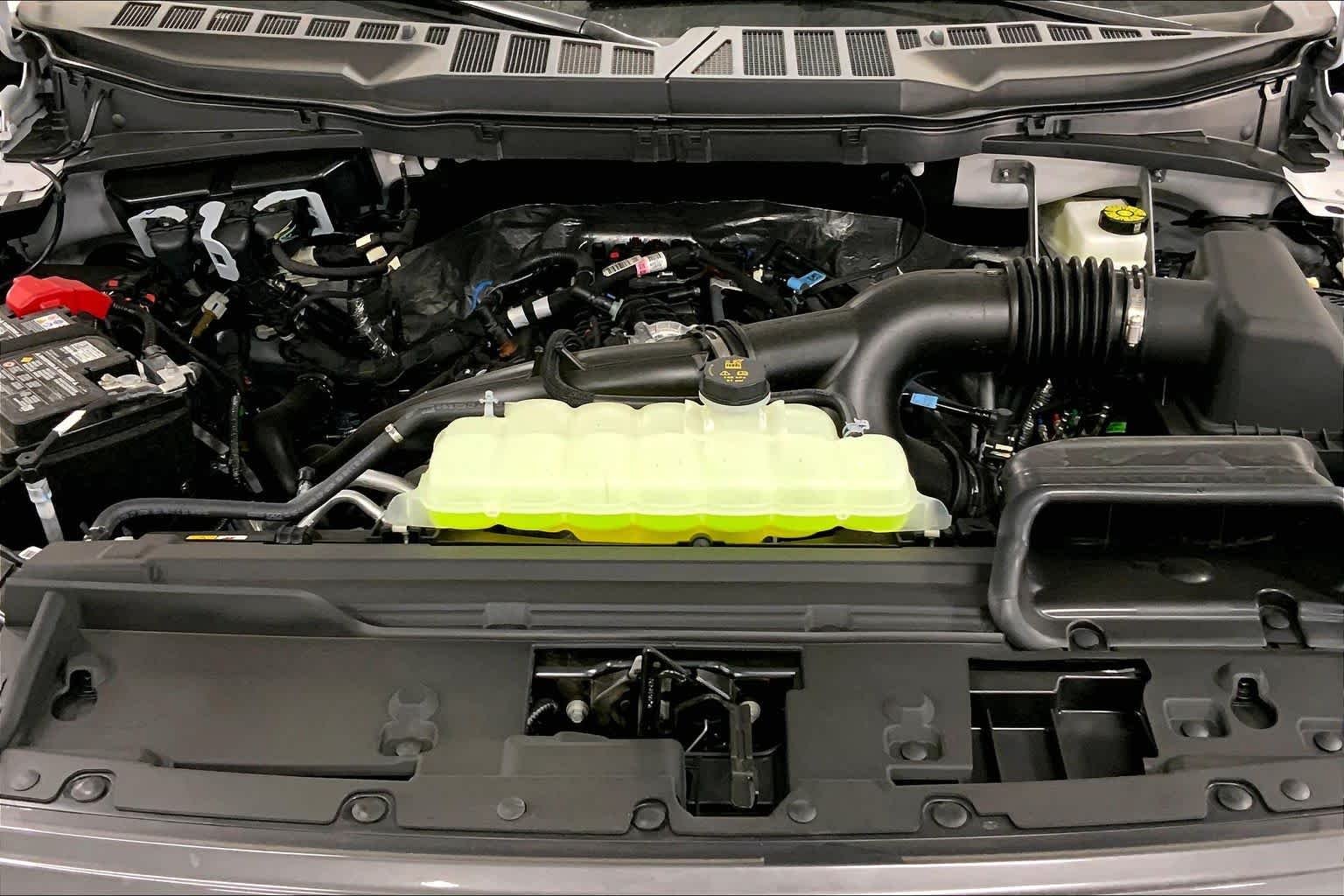 New 2026 Oxford White Ford STX image 15