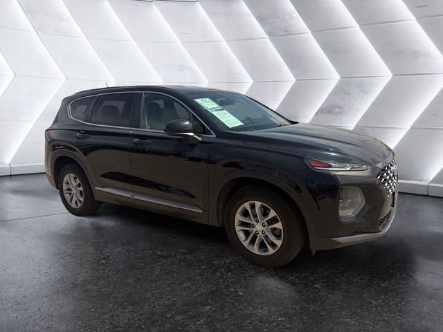 2019 Hyundai Santa Fe SE 2.4's photo