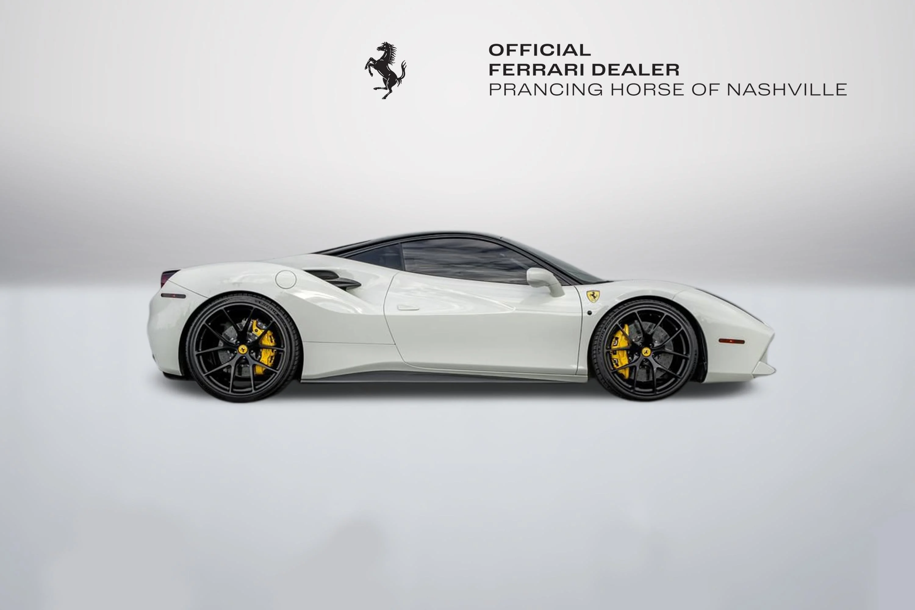 Used 2018 Bianco Avus Ferrari Base image 4