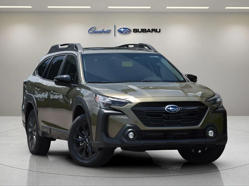Used 2025 Autumn Green Metallic Subaru Onyx Edition image 1