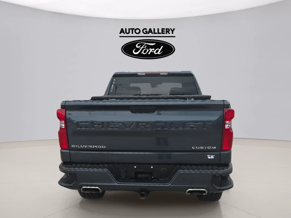 Used 2019 Shadow Gray Metallic Chevrolet Custom image 6