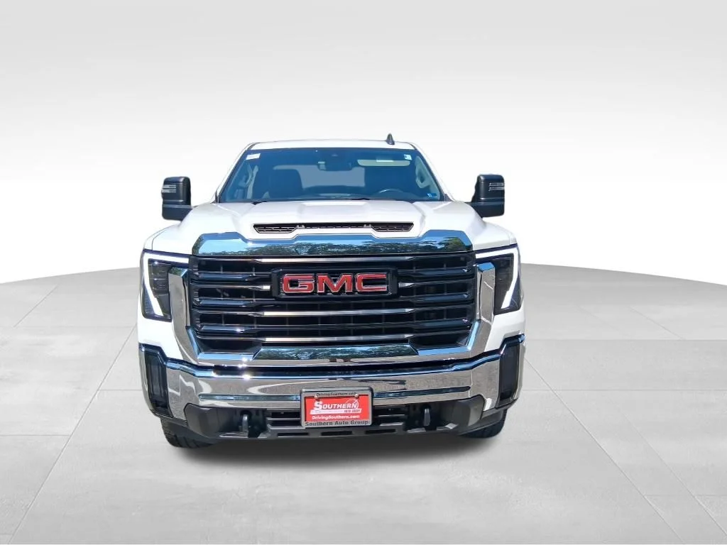 Used 2024 White GMC Pro image 2