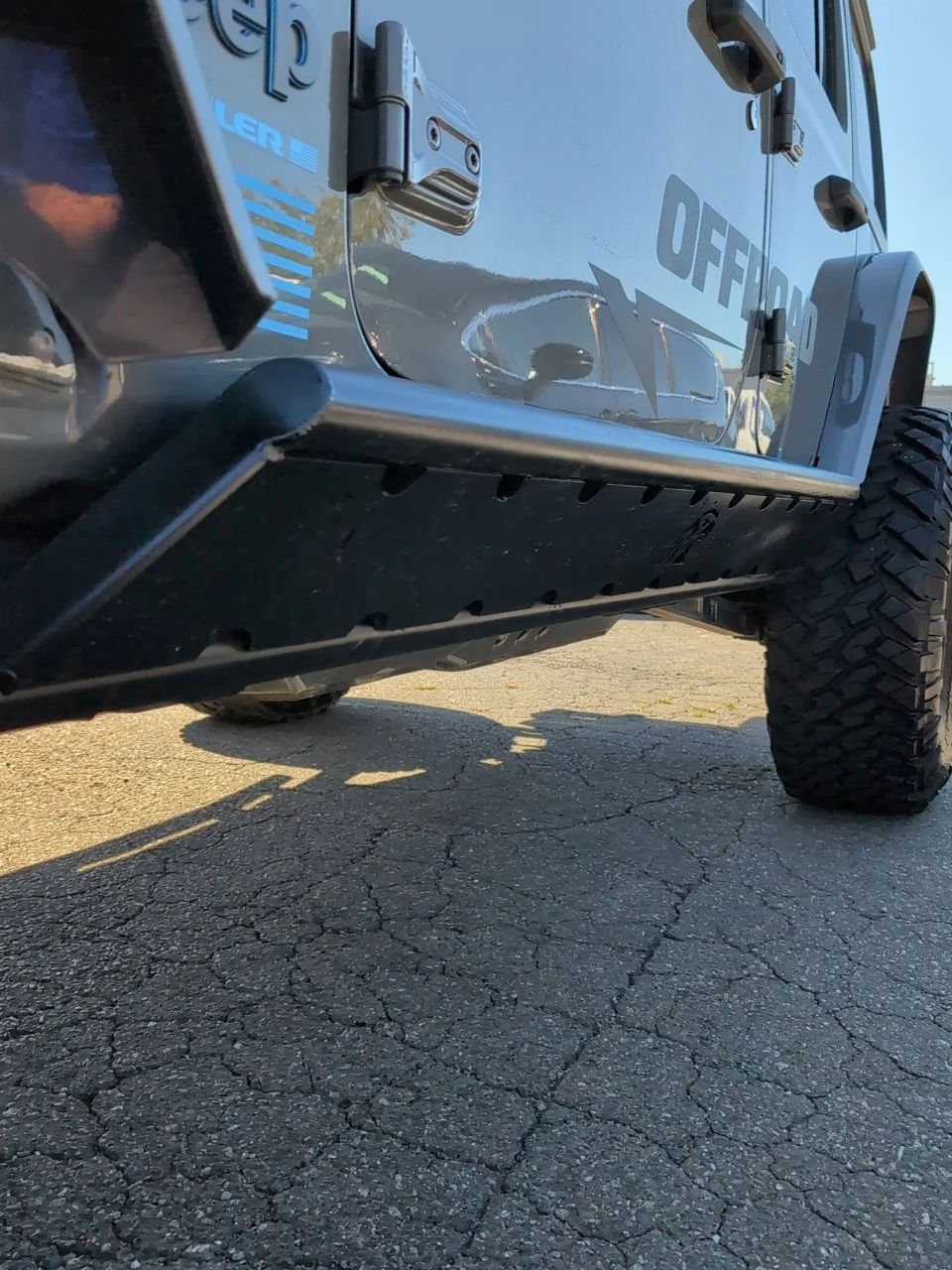 Used 2023 Gray Jeep Rubicon 4xe image 28