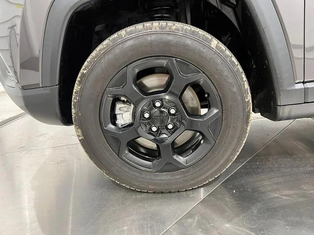 Used 2023 Gray Jeep Trailhawk image 20