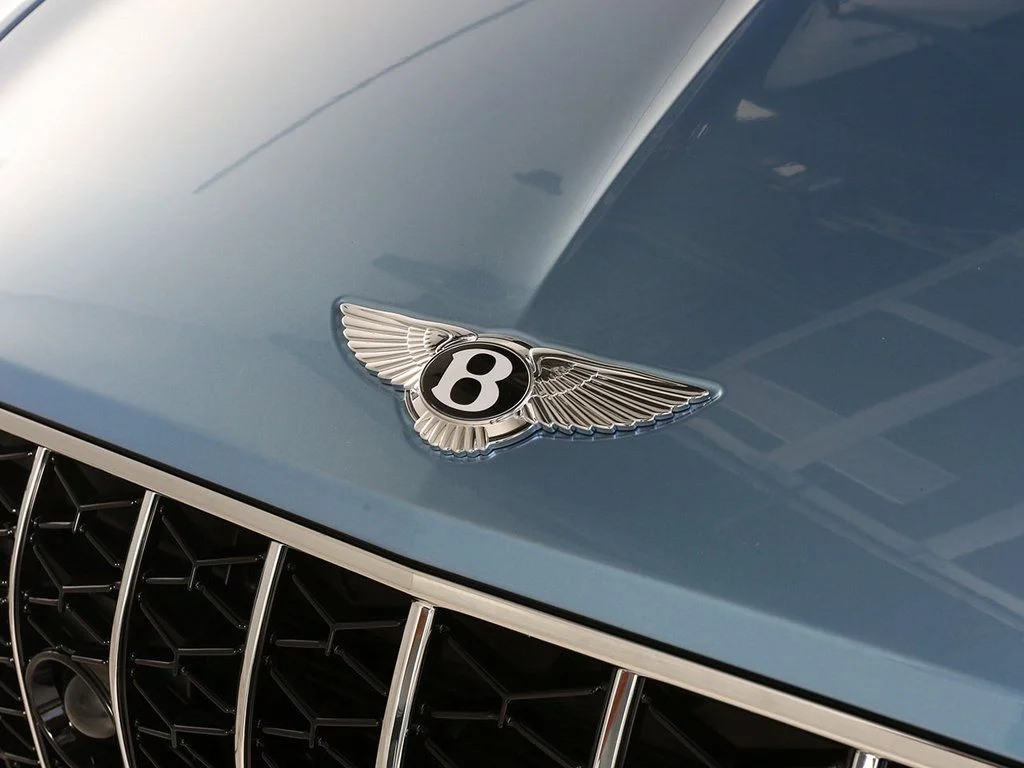 Used 2026  Bentley Azure image 12