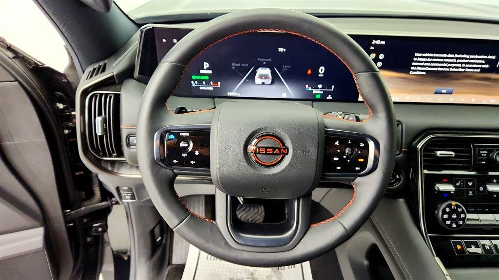 Used 2025 Super Black Nissan 4x4 PRO-4X image 13