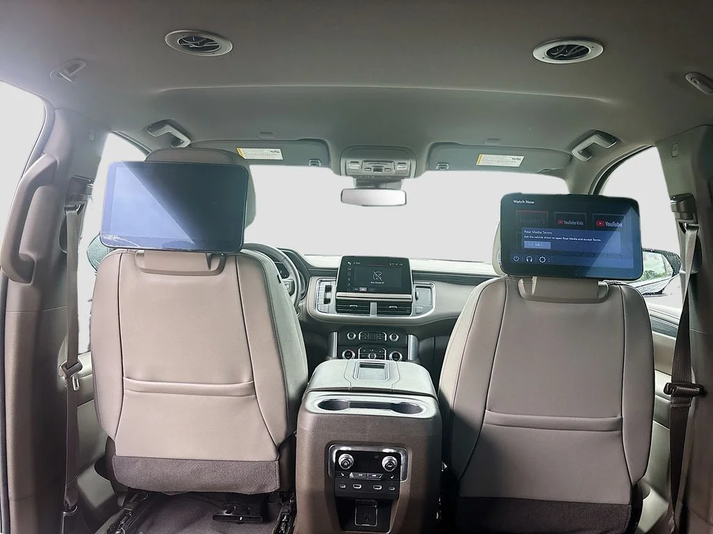 Used 2024 Silver GMC SLT image 22