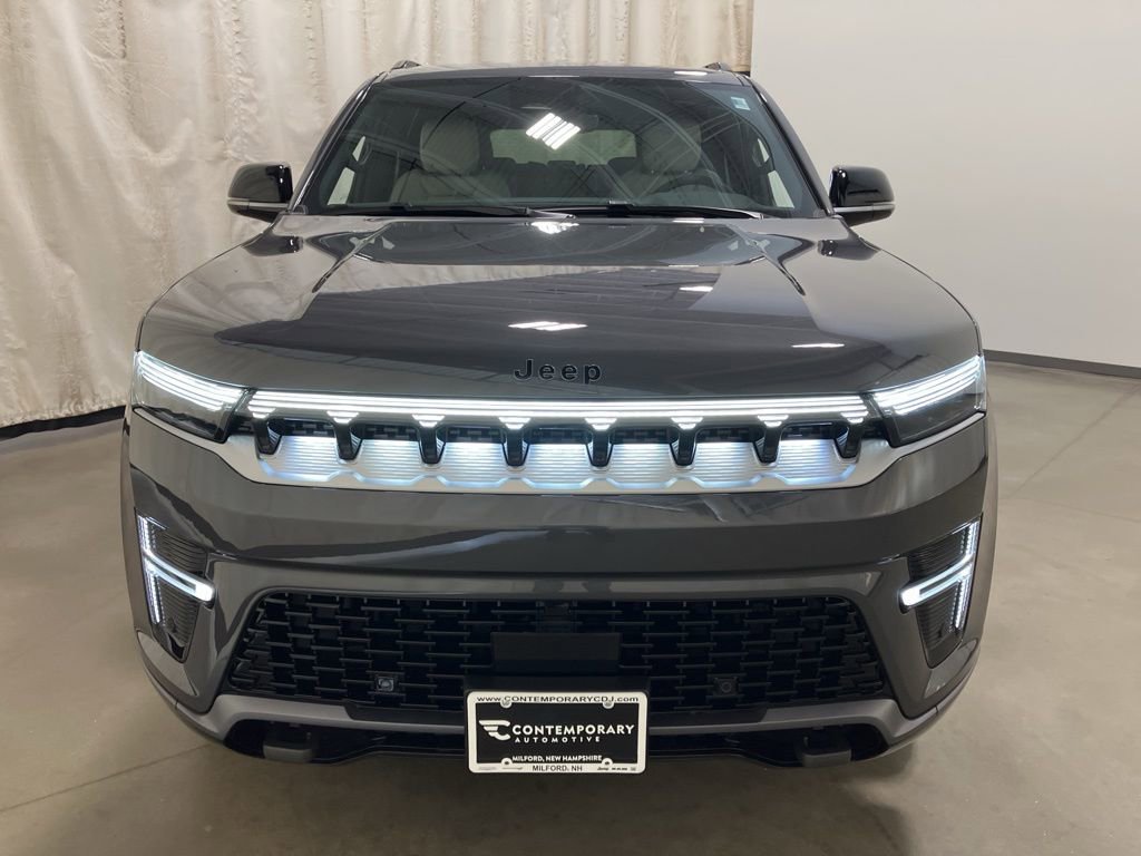 New 2026 Baltic-Gray Metallic Clear-Coat Exterior Paint Jeep  image 19