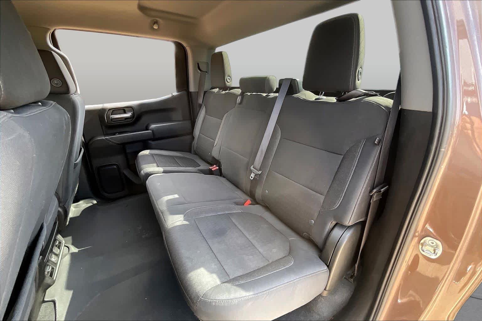Used 2019 Oakwood Metallic Chevrolet LT image 20