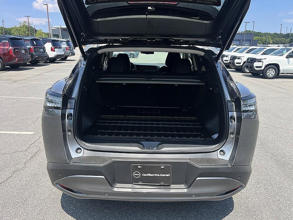 Certified Used 2025 Gun Metallic Nissan SL image 15