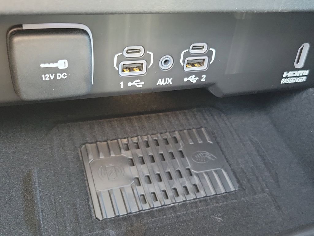 New 2026 Bright White Clearcoat Jeep Summit Reserve image 30