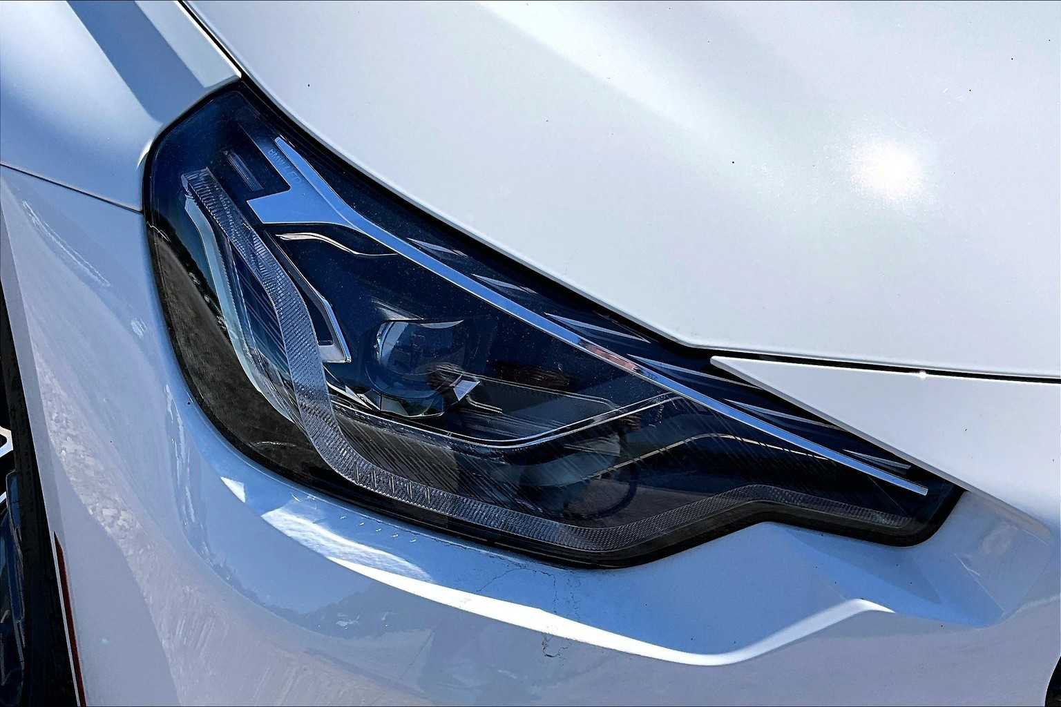 2025 BMW 2 Series 230i - Photo 16