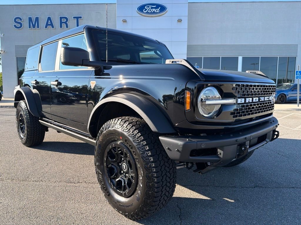 New 2026 Shadow Black Ford Badlands® image 1