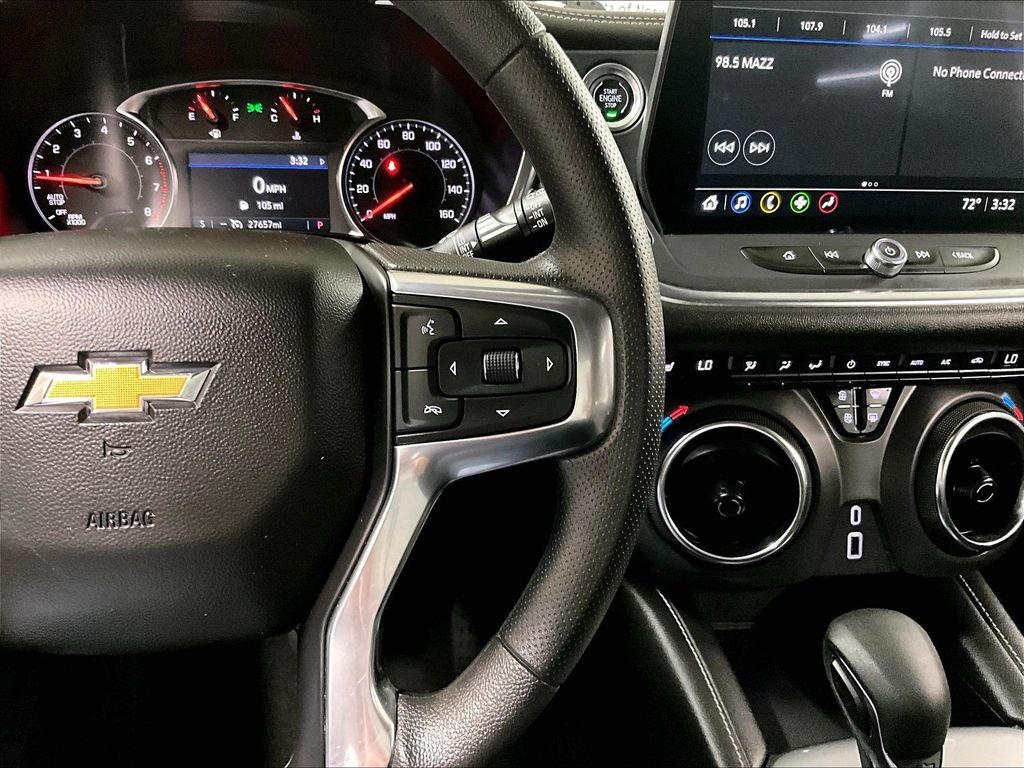 Used 2025 Gray Chevrolet LT image 23