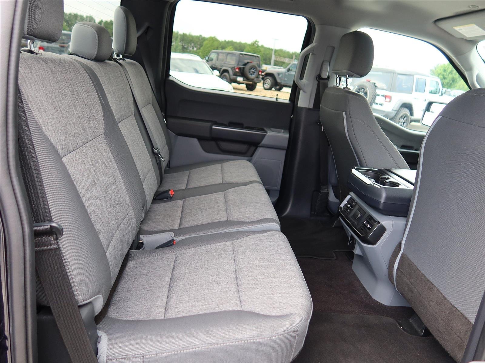 Used 2022 Antimatter Blue Metallic Ford XL image 24