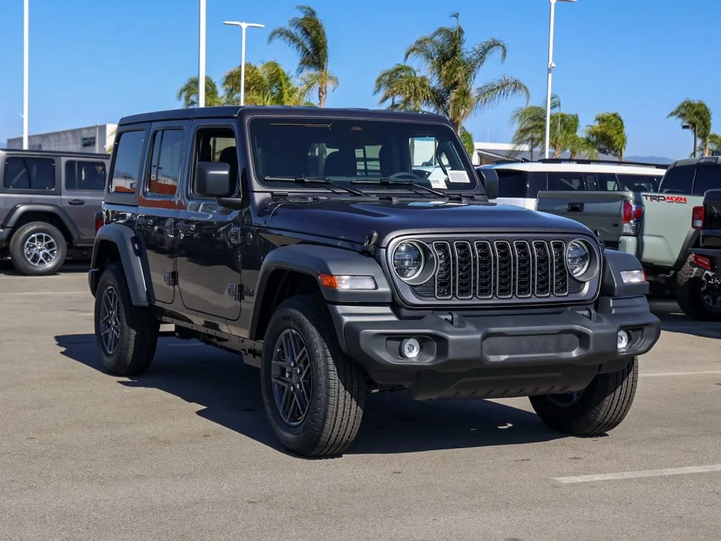 New 2026 Granite Crystal Metallic Clear-Coat Exterior Paint Jeep Sport S image 2