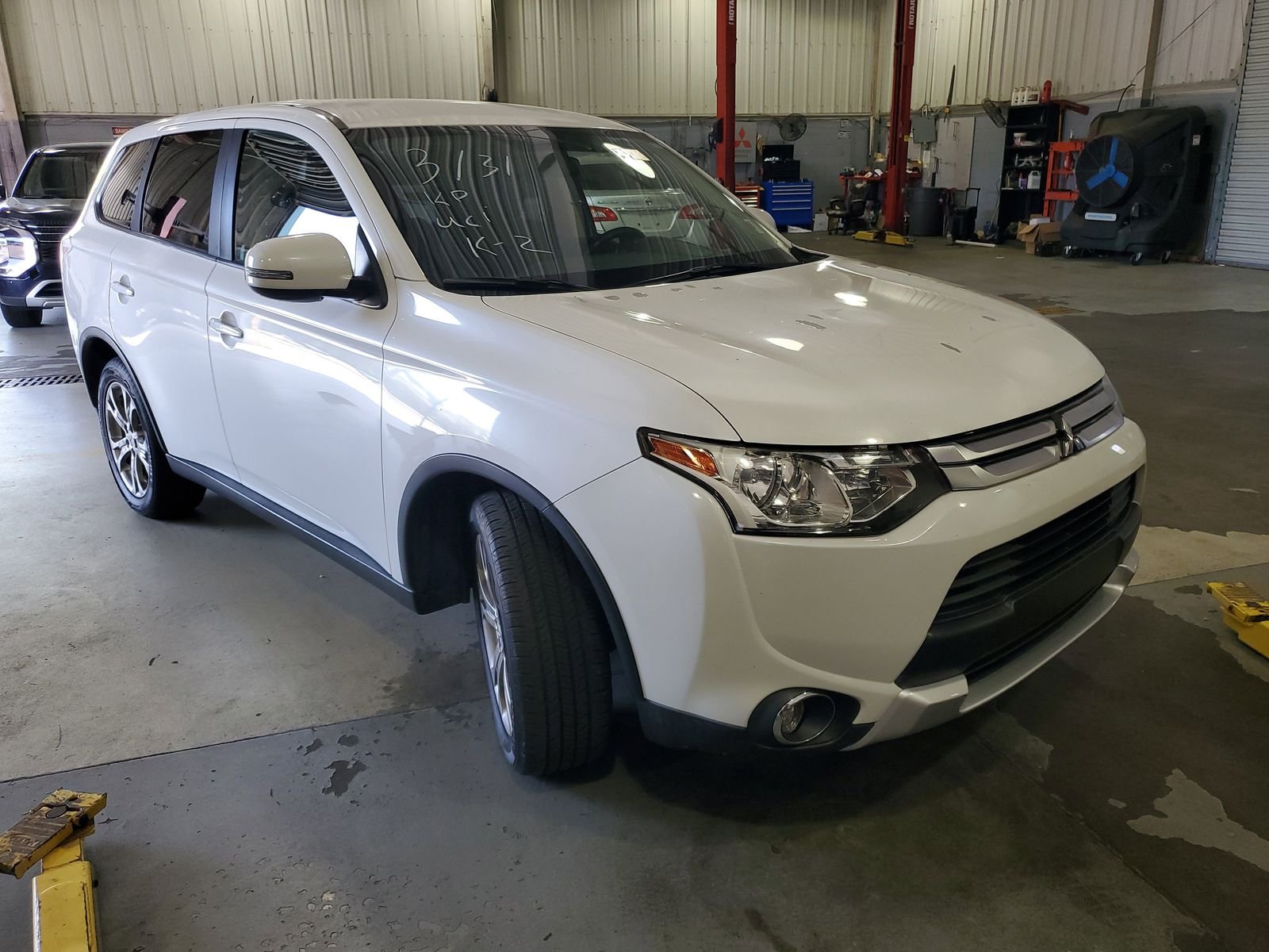 2015 Mitsubishi Outlander SE