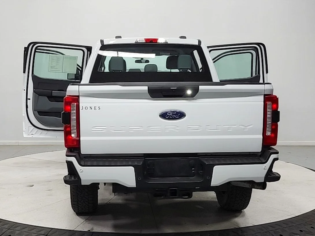 Used 2023 White Ford XL image 14