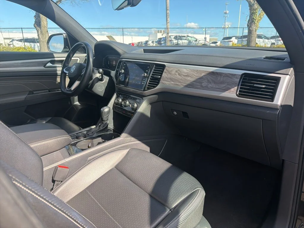 2022 Volkswagen Atlas Cross Sport SE w/Tech - Photo 28