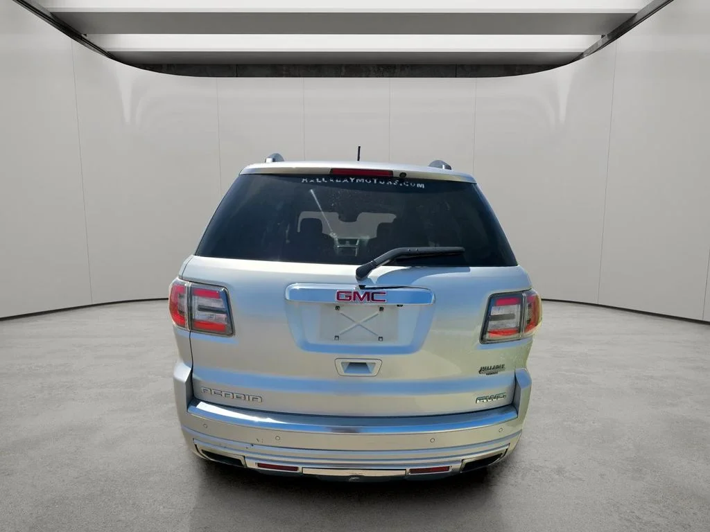Used 2015 Quicksilver Metallic GMC Denali image 7