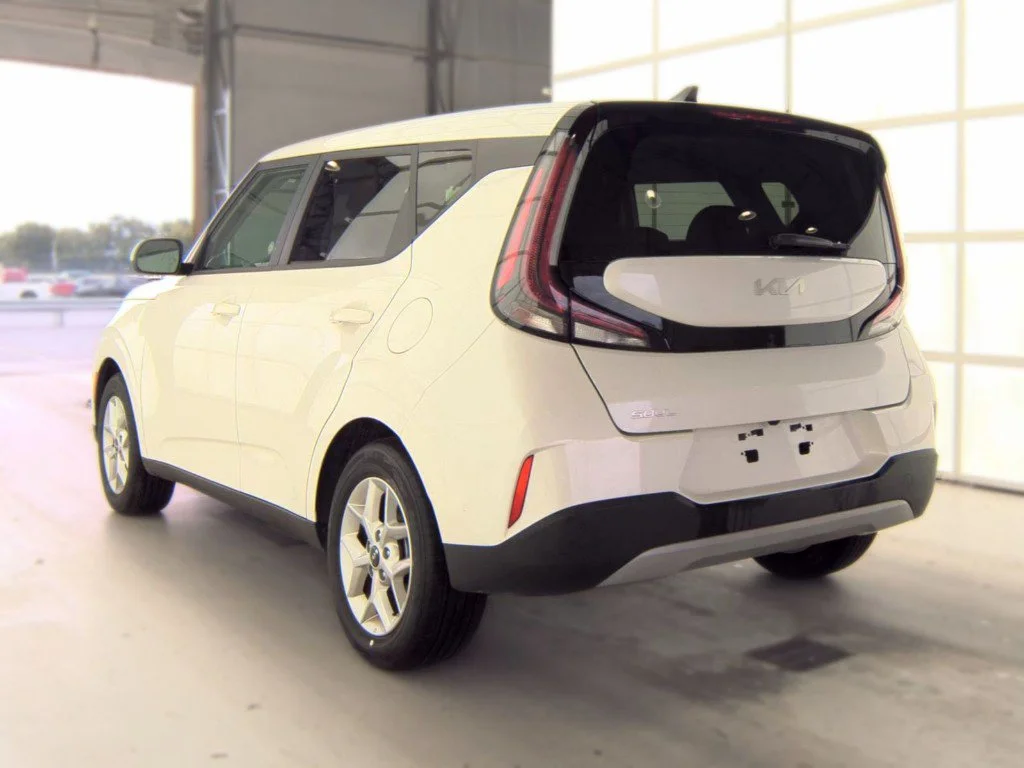 Certified Used 2025 White Kia LX image 8