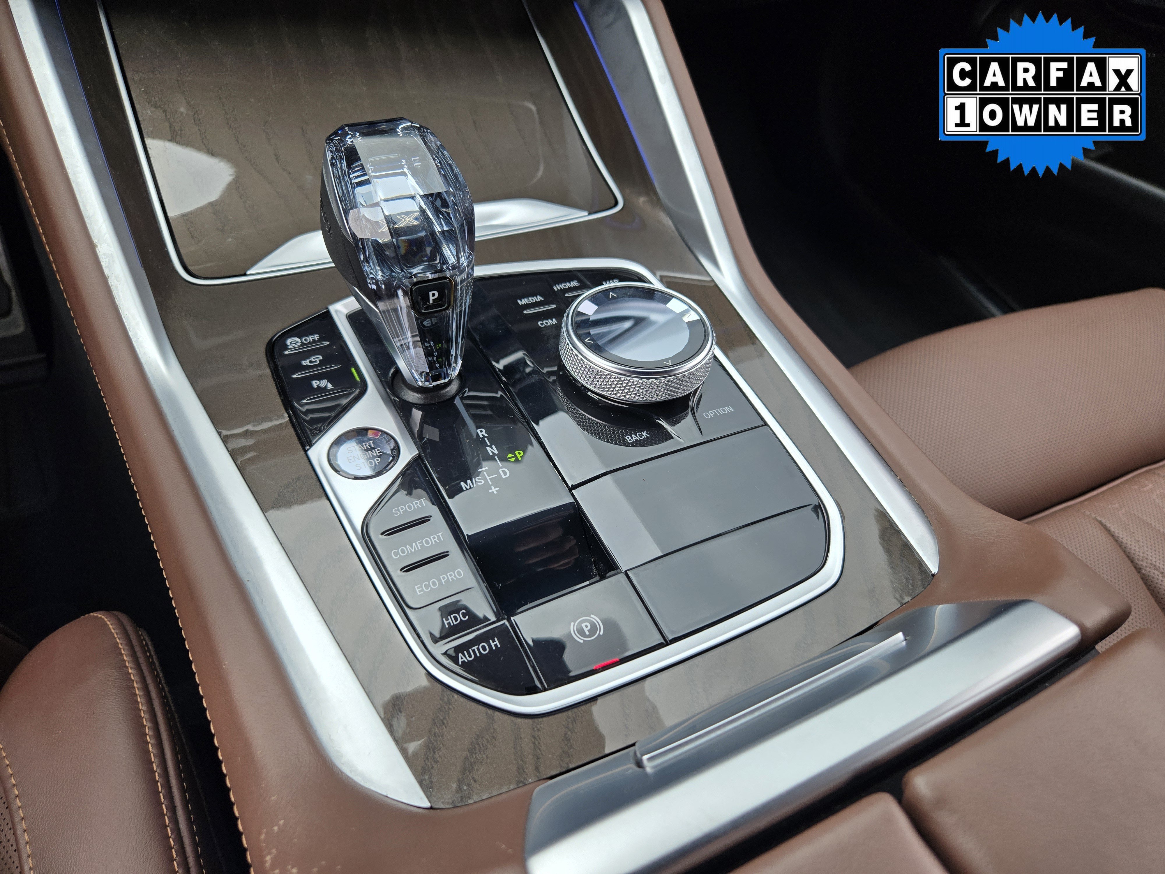 Certified Used 2022 Alpine White BMW xDrive40i image 18