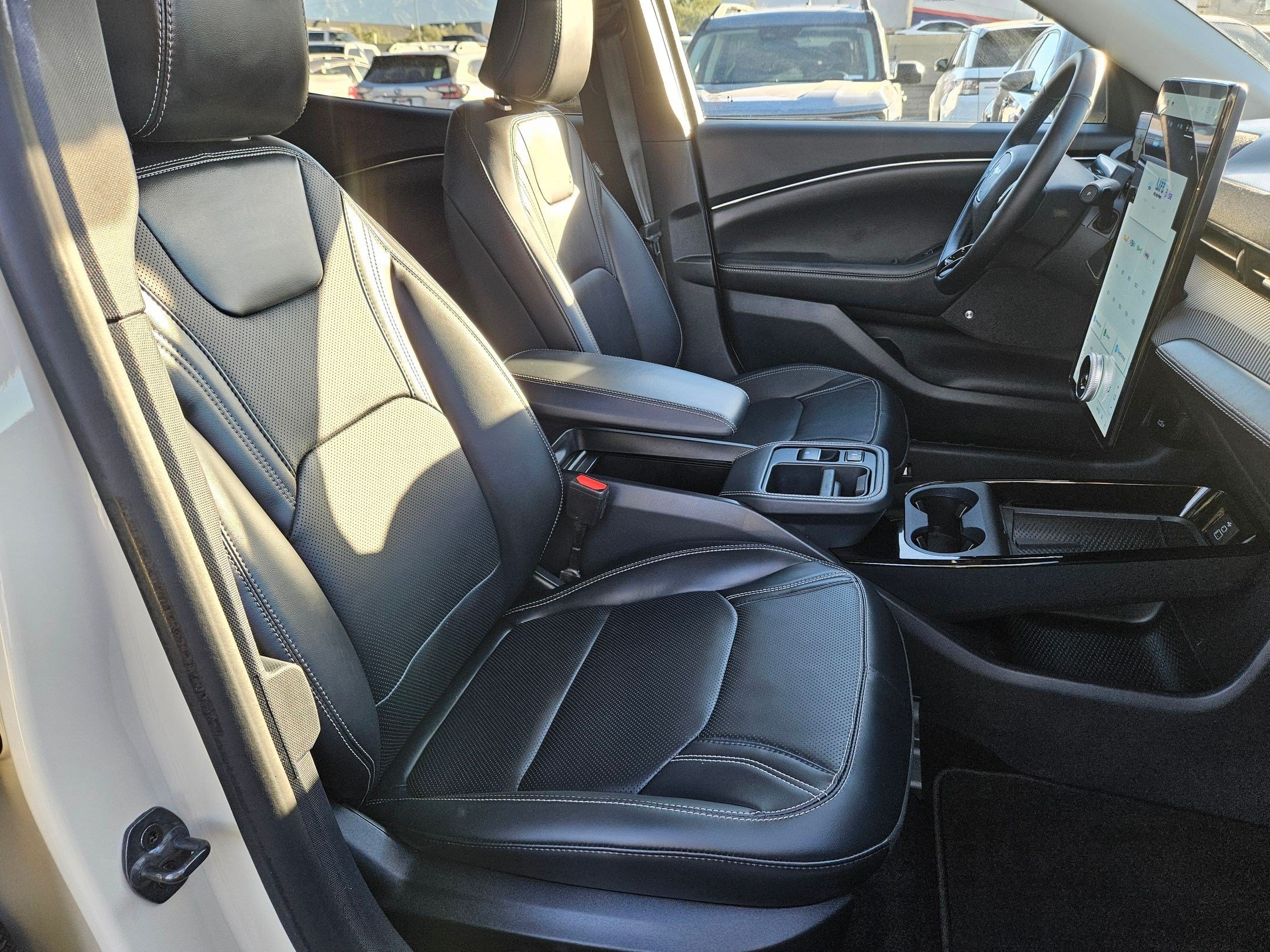 Certified Used 2025 Beige Ford Premium image 31