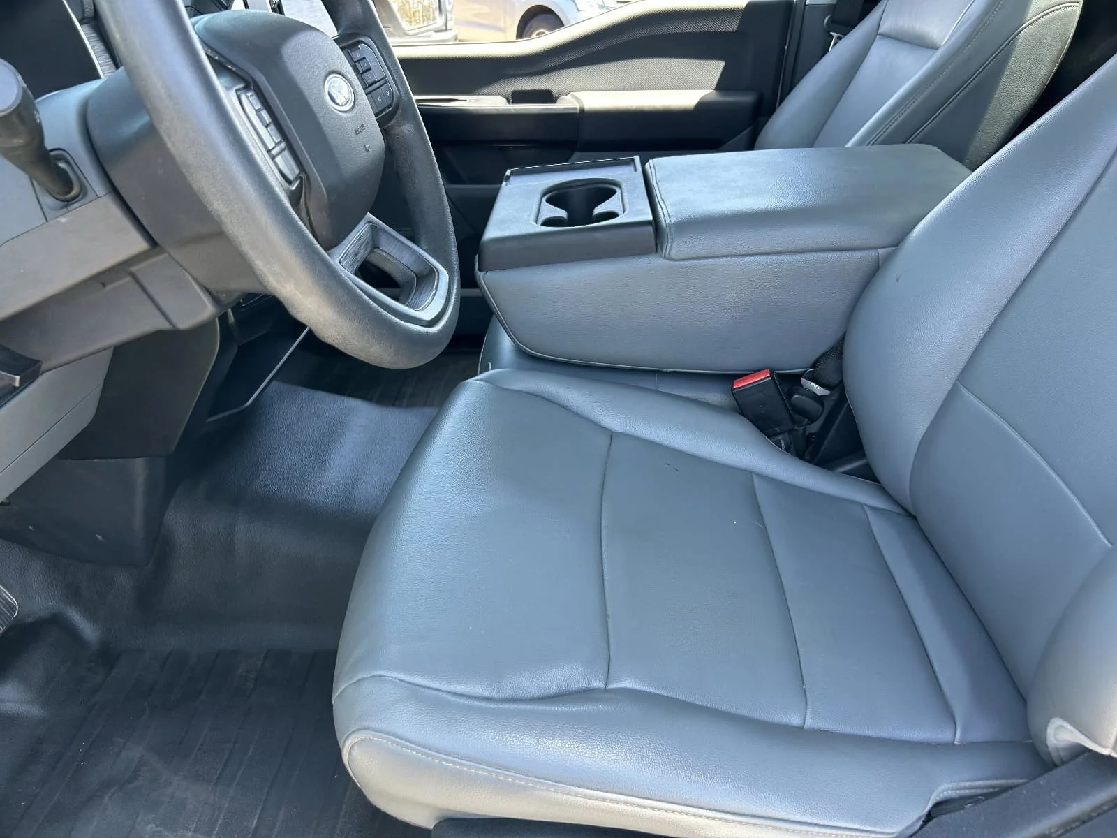 Used 2021 Oxford White Ford XL image 19