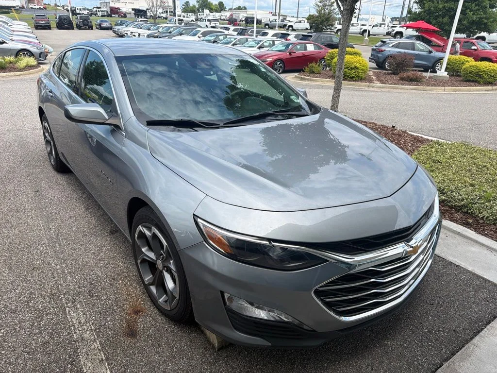 Used 2024 Gray Chevrolet LT image 2