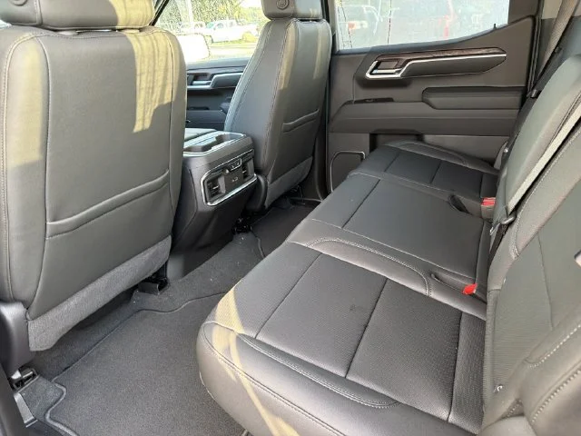 2026 GMC Sierra 1500 SLT - Photo 12