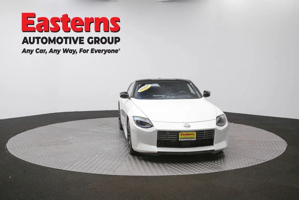 Used 2025 White Nissan Performance image 49