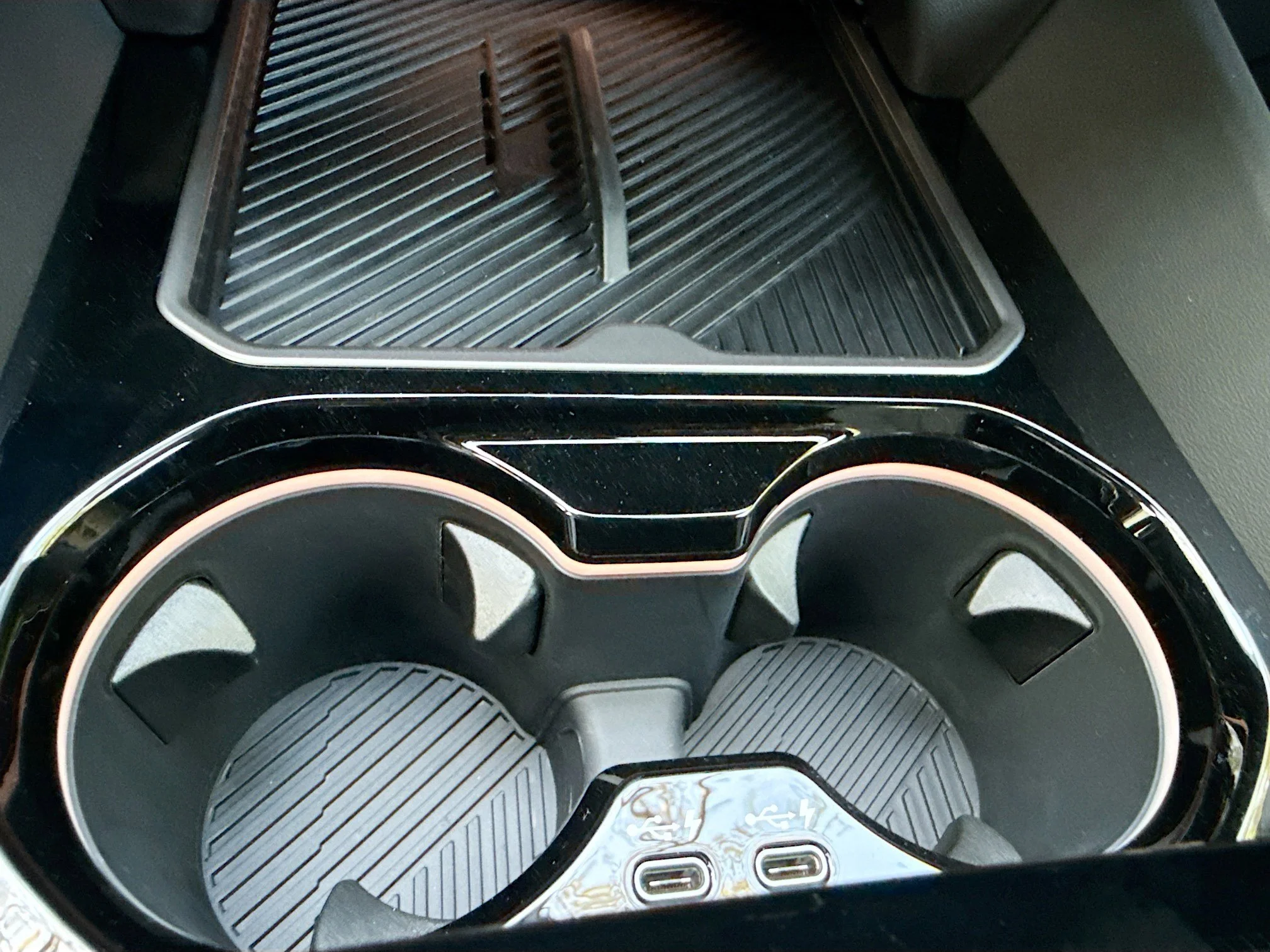 New 2026 Brooklyn Grey Metallic BMW 550e xDrive image 31