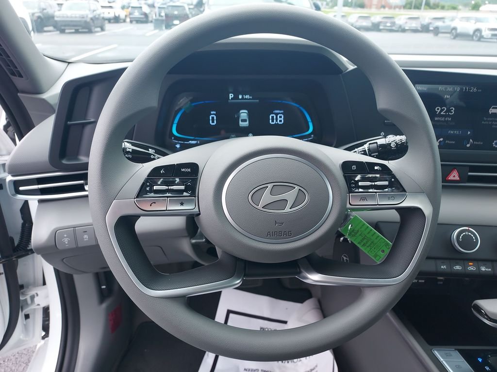 New 2026 White Hyundai SE image 14