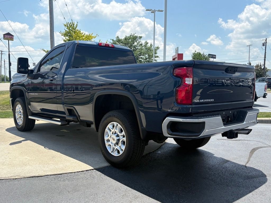 Used 2022 Northsky Blue Metallic Chevrolet LT image 5