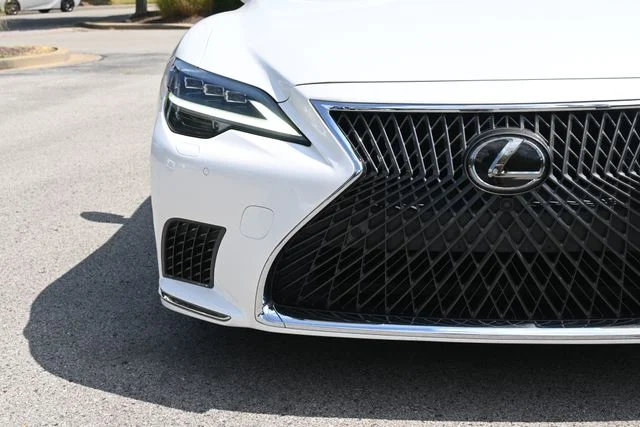 Certified Used 2021 EMINENT WHITE PEARL Lexus 500 Base image 14