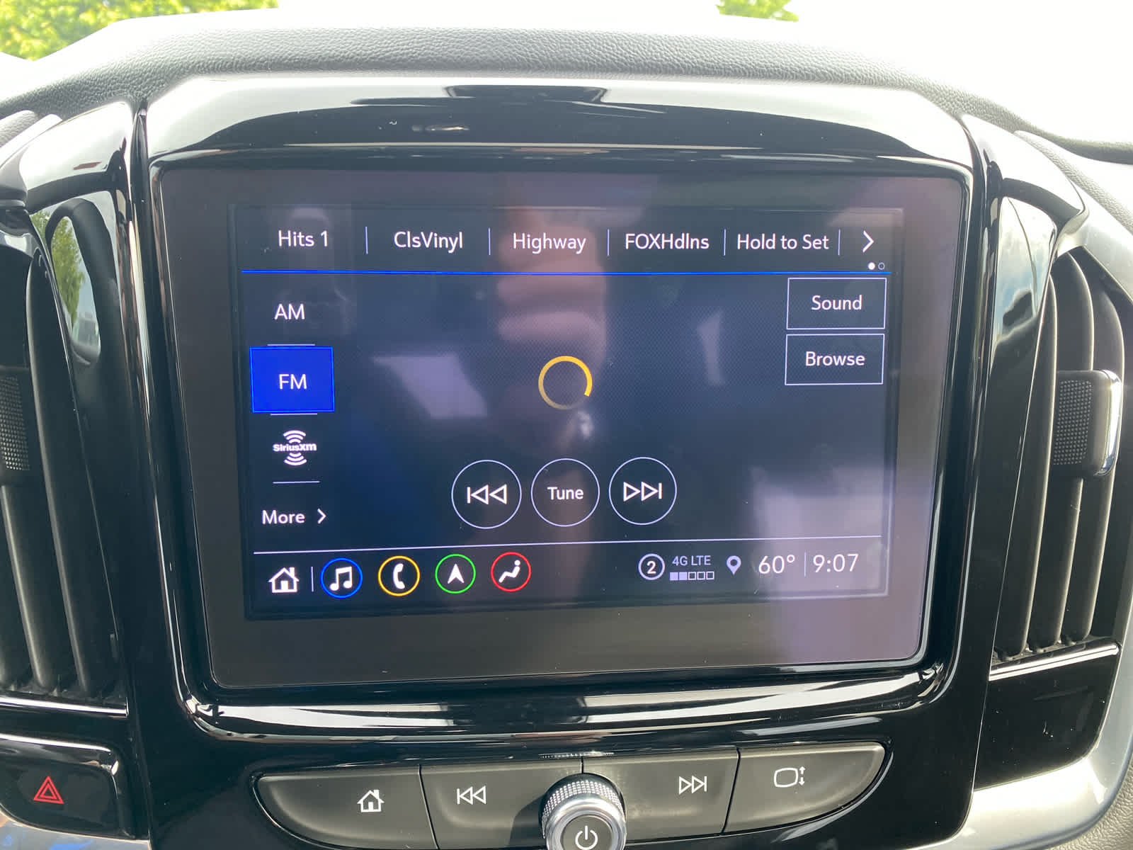 Used 2023 Iridescent Pearl Tricoat Chevrolet High Country image 19