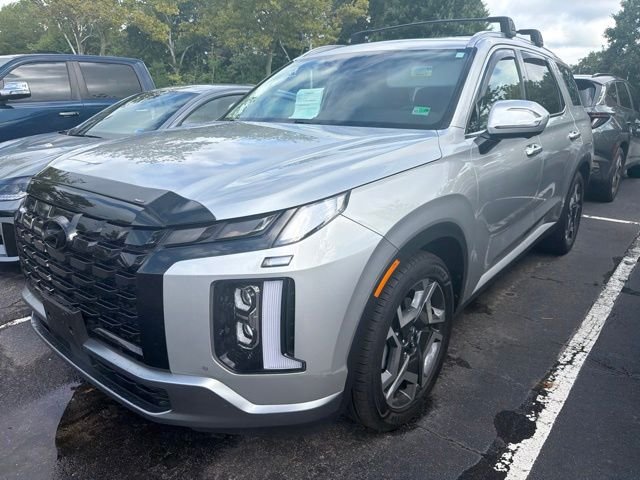 Used 2024 Typhoon Silver Hyundai SEL image 5