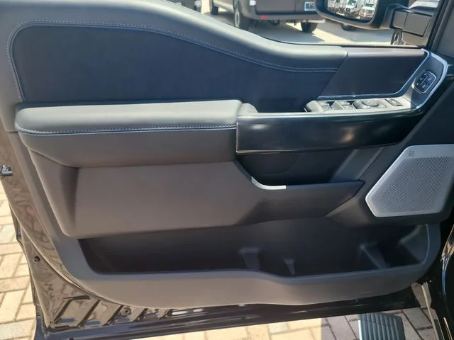 New 2026 Black Metallic Ford Platinum image 17