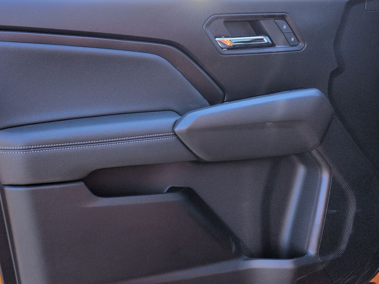 2026 Chevrolet Colorado LT - Photo 23