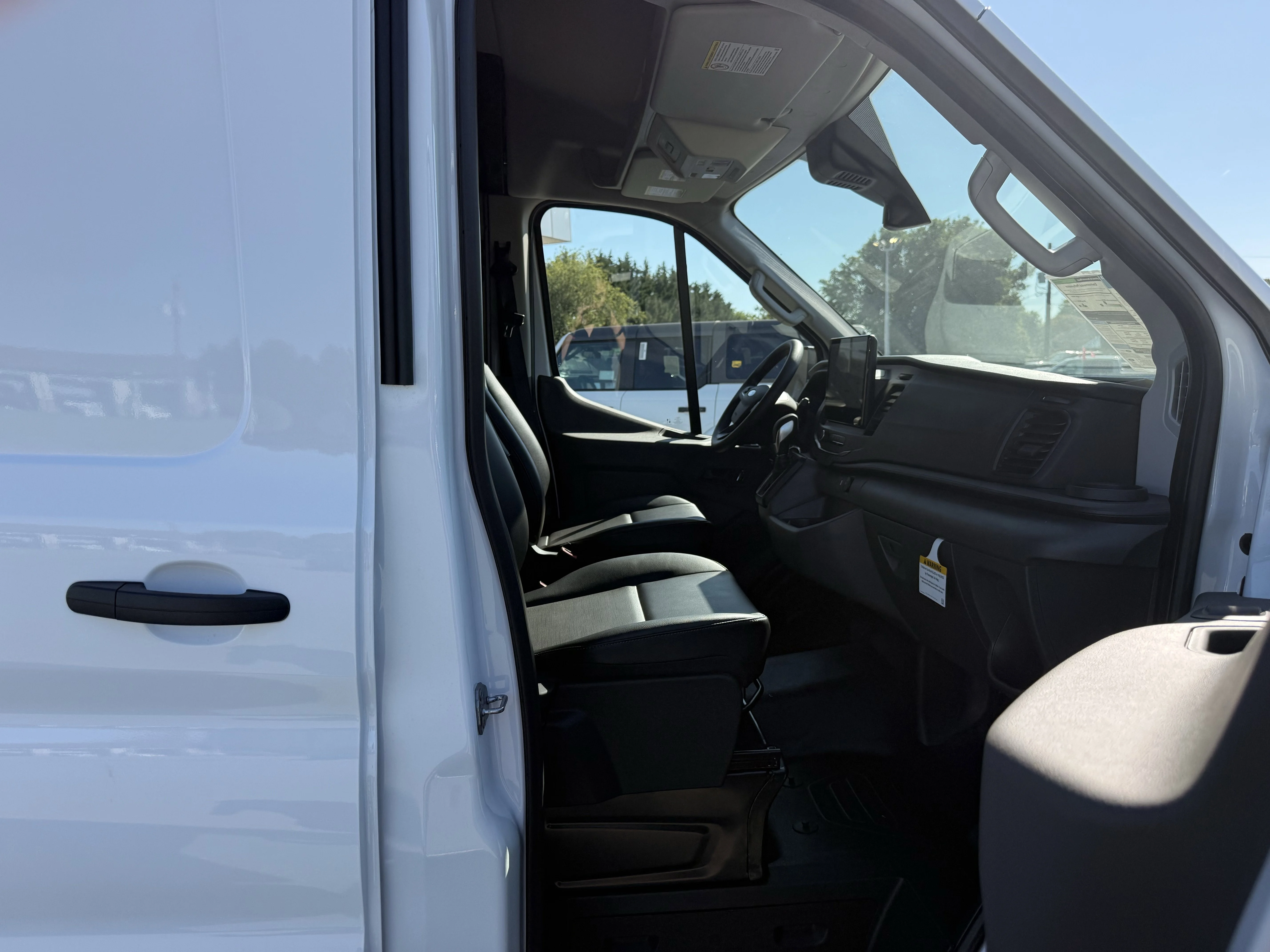 New 2026 Oxford White Ford Cargo Van image 32