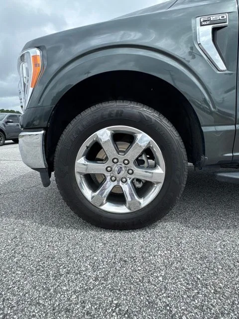 Used 2021 Gray Ford XLT image 14