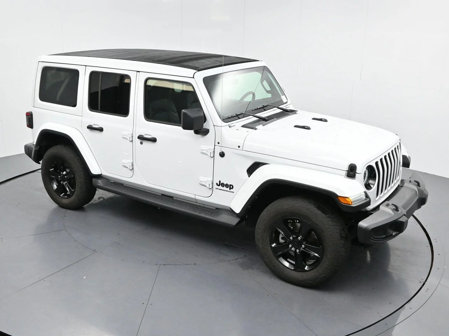 Used 2023 White Jeep Sahara Altitude image 36