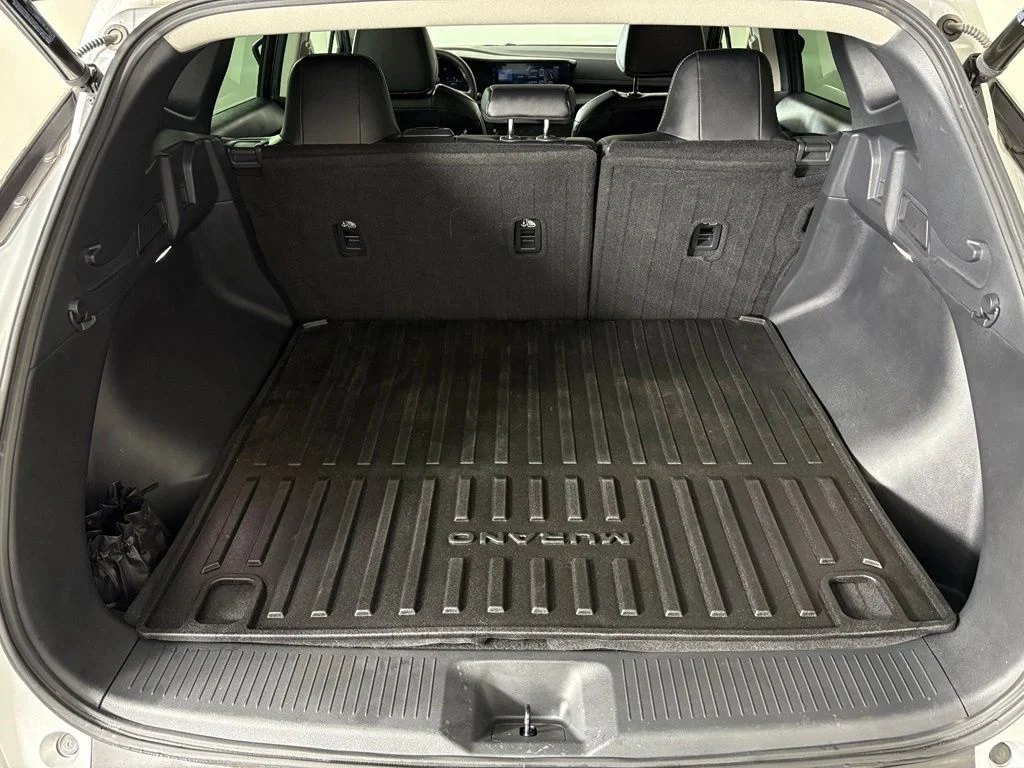 Used 2025 Silver Nissan SV image 38